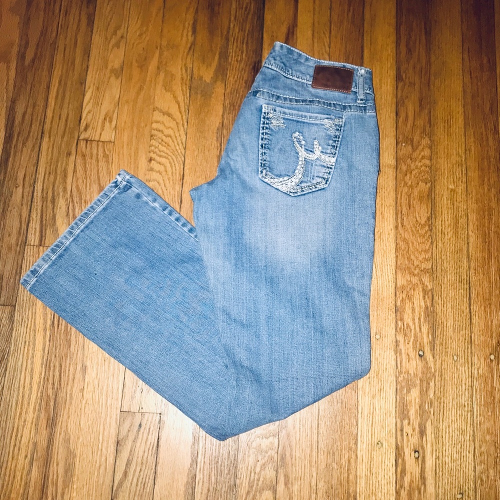 Maurices light denim Jean